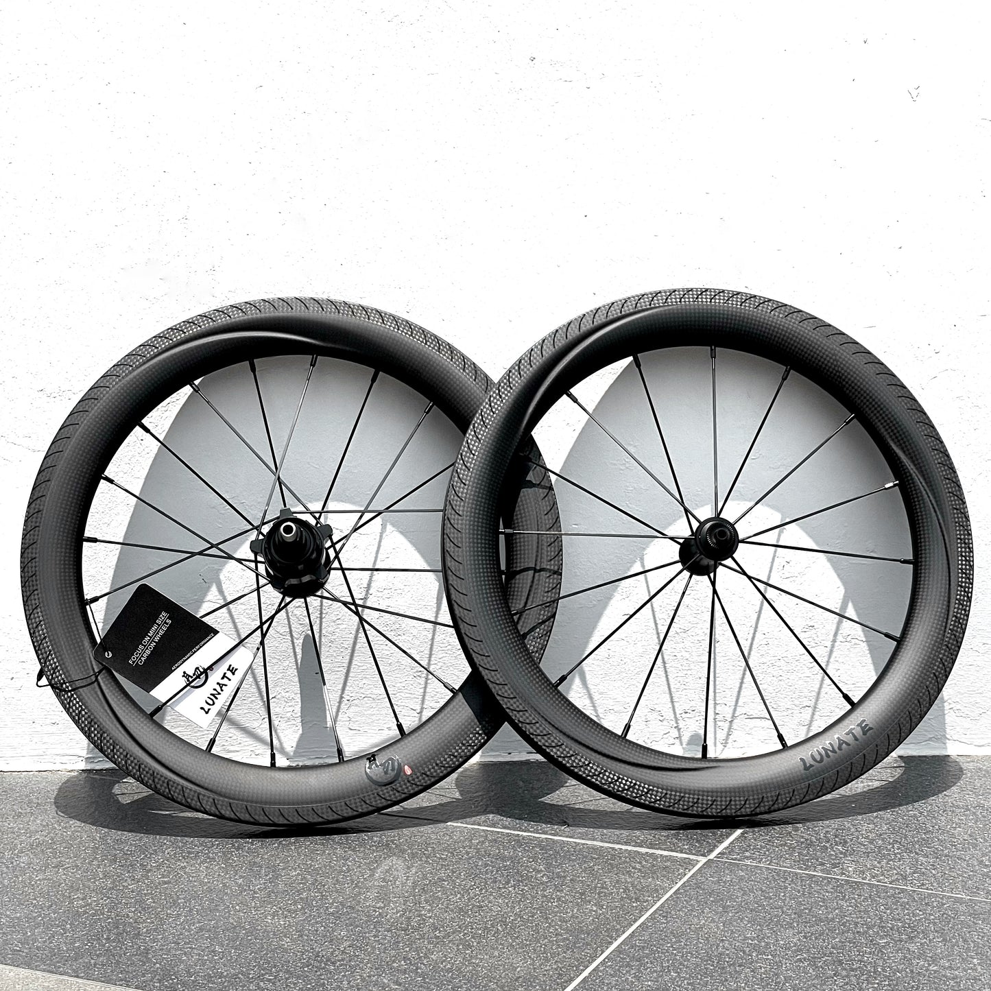SMC 16"349 LUNATE Carbon Wheelset (7 SPEED) Ceramic