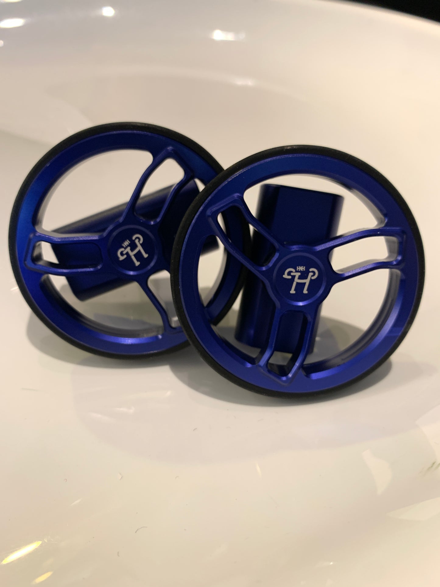 H&H Hinge Clamp Set ID4